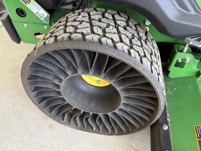 John Deere Z960M