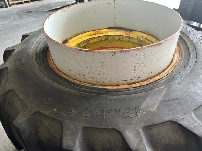 John Deere 18.4x30 clamp on duals