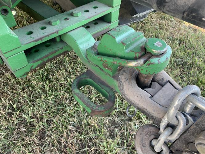 John Deere 8130