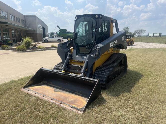 John Deere 331G