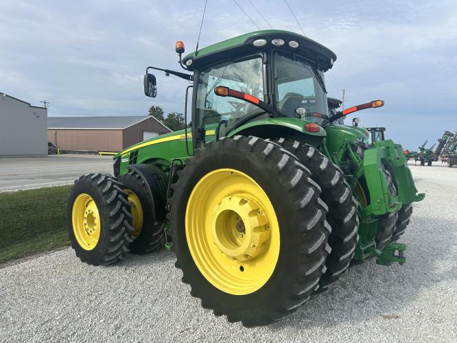 John Deere 8400R