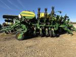 John Deere 1790