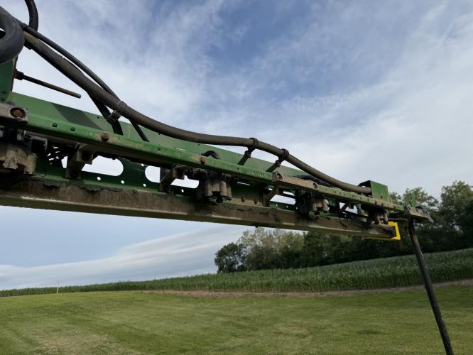 John Deere 612R