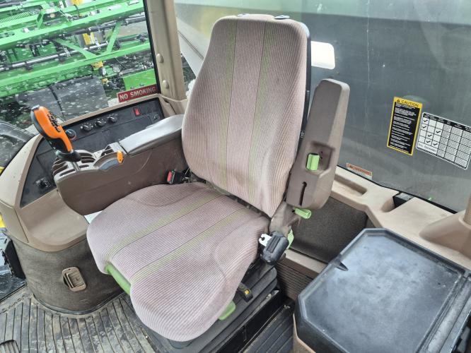 John Deere 4920