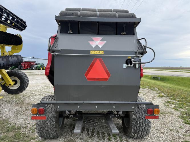 Massey Ferguson RB4180V