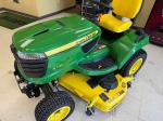 John Deere X738