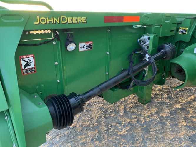John Deere 608C
