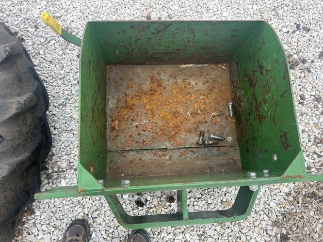 John Deere ROCK BOX