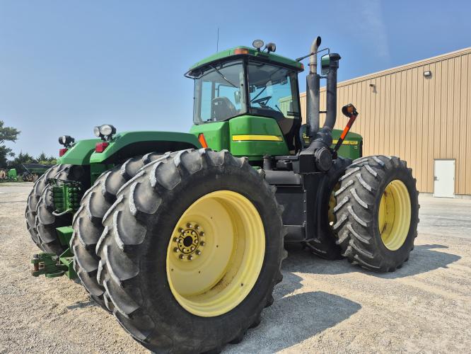 John Deere 9220