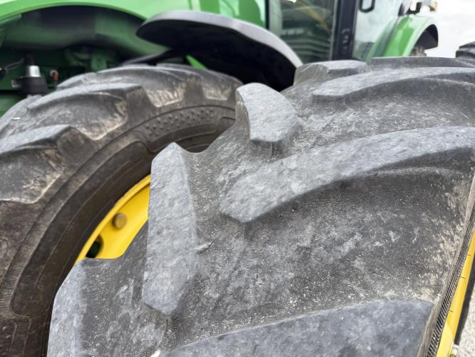 John Deere 8360R