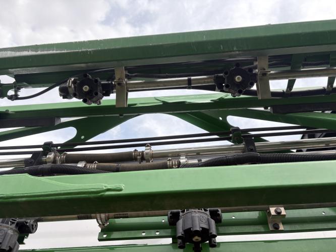 John Deere 412R
