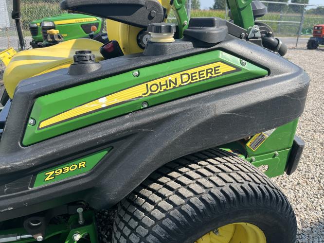 John Deere Z930R