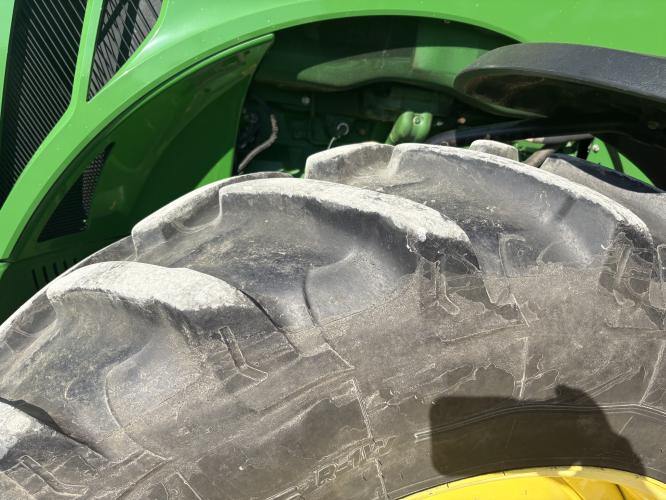 John Deere 8285R