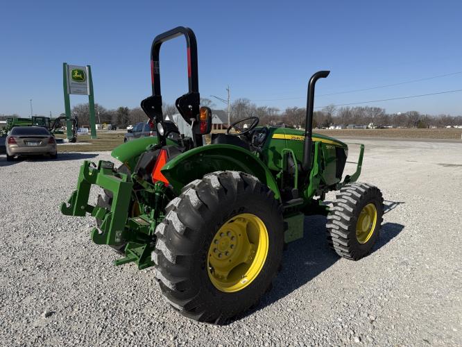 John Deere 5075E