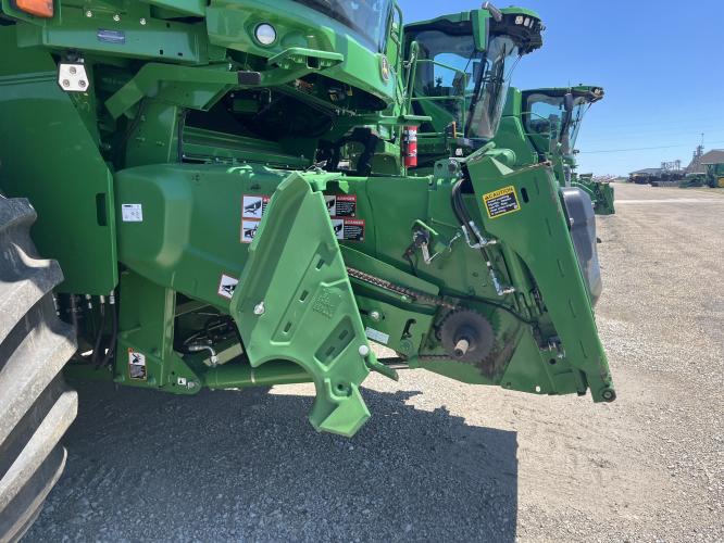 John Deere S790