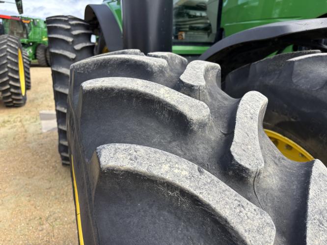 John Deere 8360R