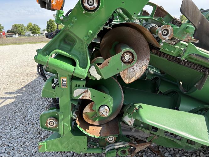John Deere C12F