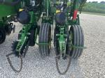 John Deere 1775NT