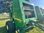 John Deere 569