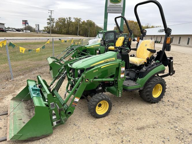 John Deere 1025R