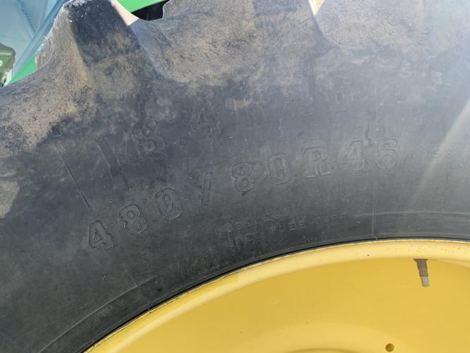 John Deere 8130