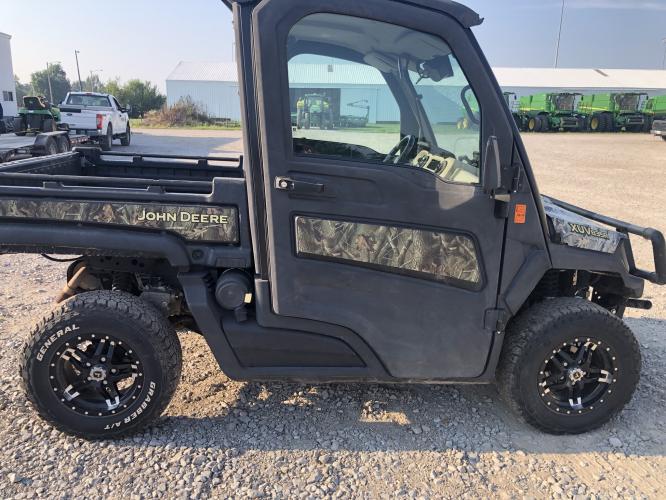 John Deere XUV835R