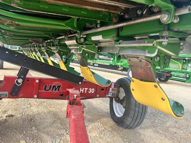 John Deere C12F