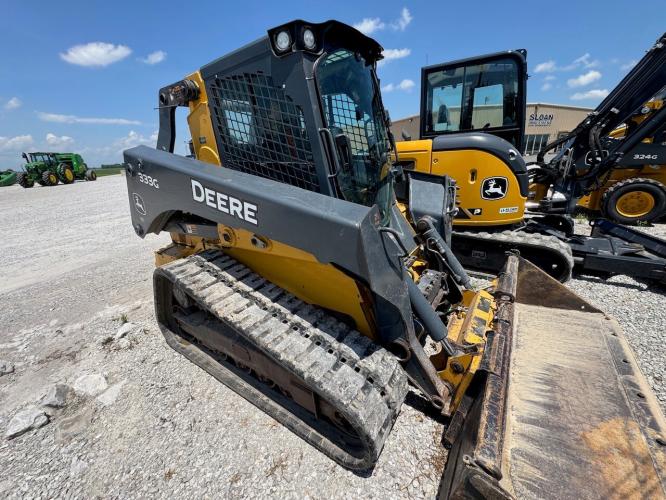 John Deere 333G