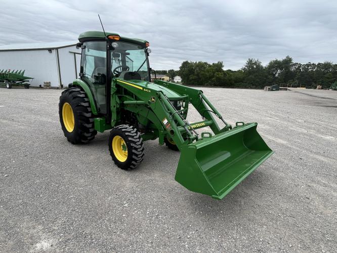 John Deere 4052R