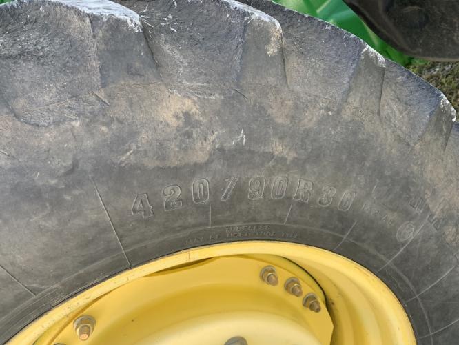 John Deere 8130
