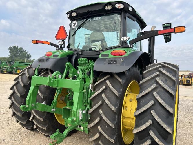 John Deere 6R 175