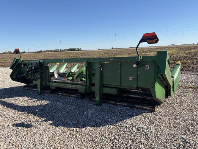 John Deere C8R