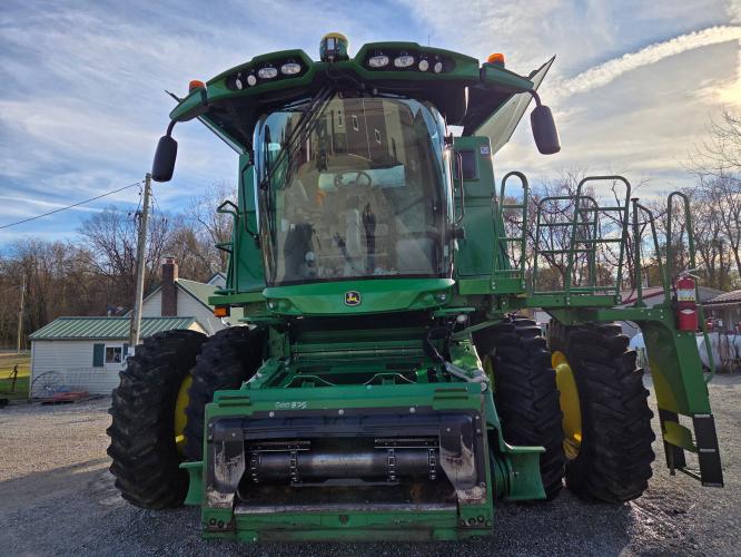 John Deere S770
