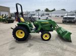 John Deere 3038E