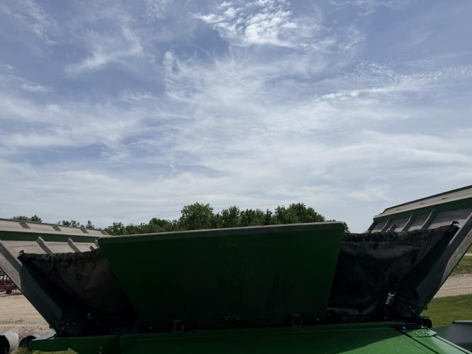 John Deere S780