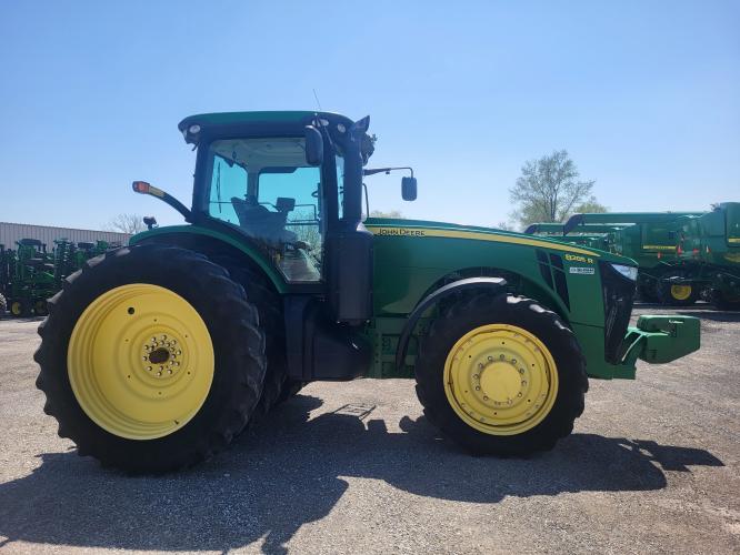 John Deere 8285R