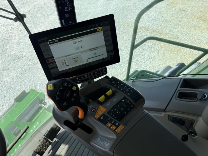 John Deere S790