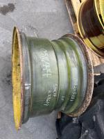 John Deere AH205131 26x16 rim - 2wd for 18.4x26 tire