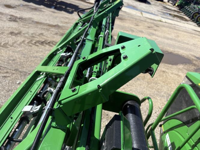 John Deere 412R