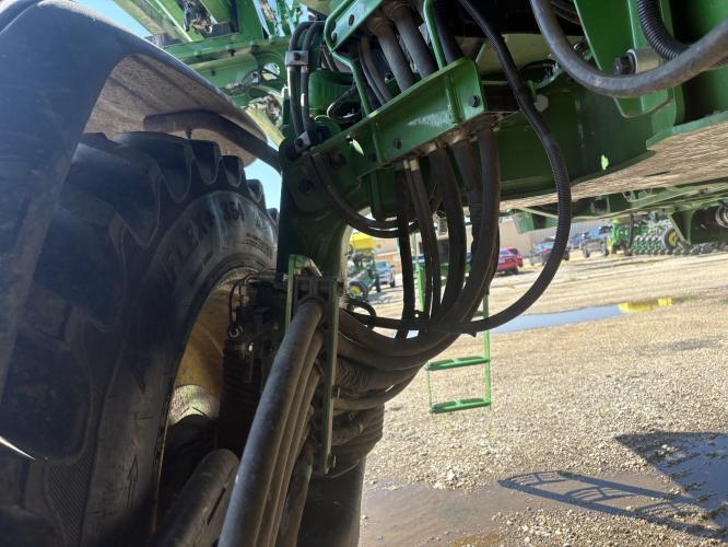 John Deere 412R