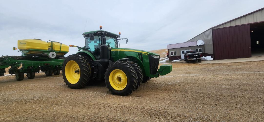 John Deere 8345R