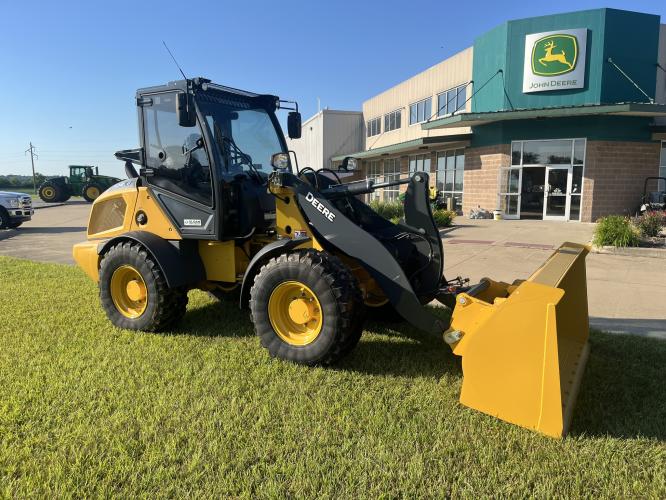 John Deere 304 G