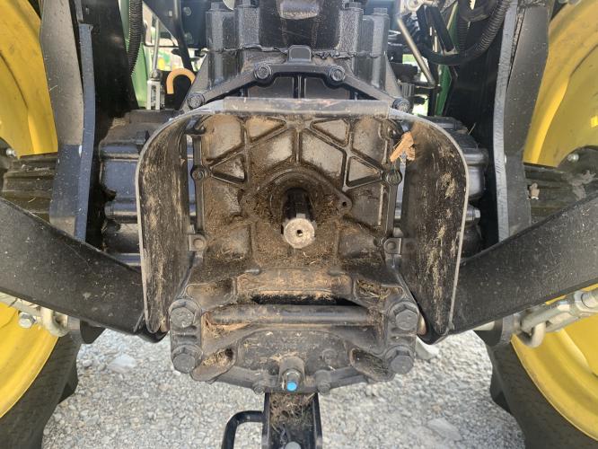 John Deere 3038E
