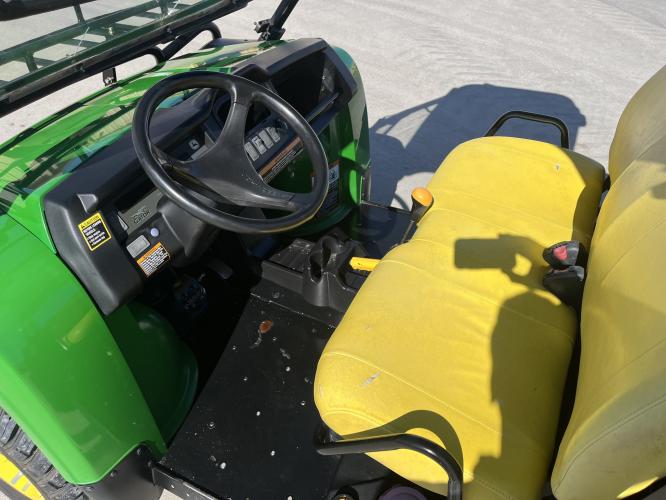 John Deere XUV 855D GREEN