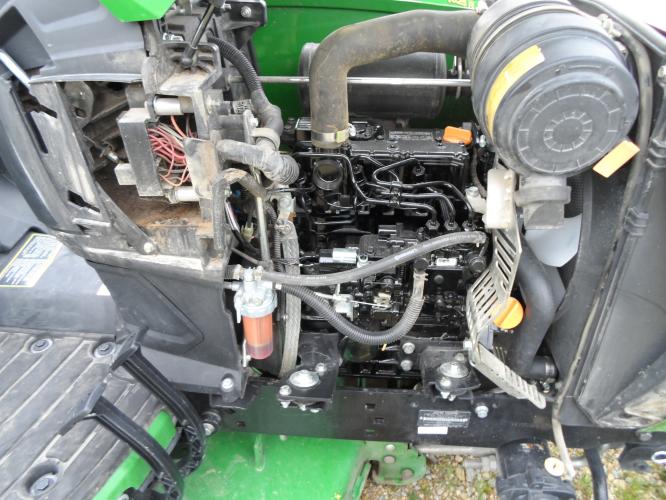 John Deere 1025R