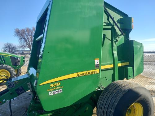 2013 John Deere 569