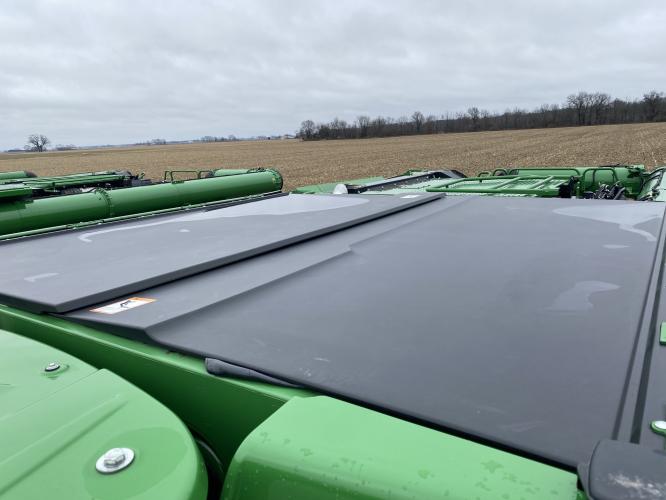 John Deere X9 1100