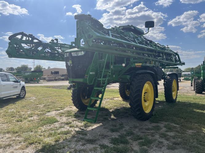 John Deere 412R