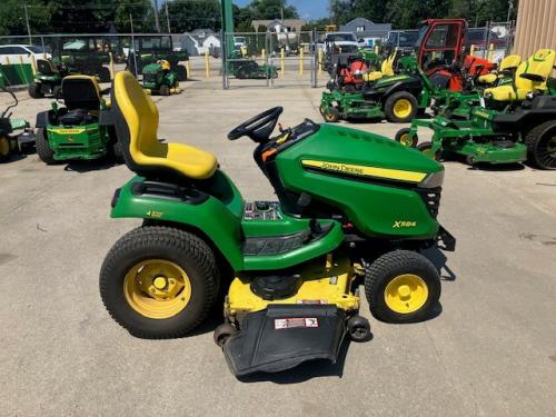 2017 John Deere X584