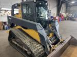 John Deere 333E